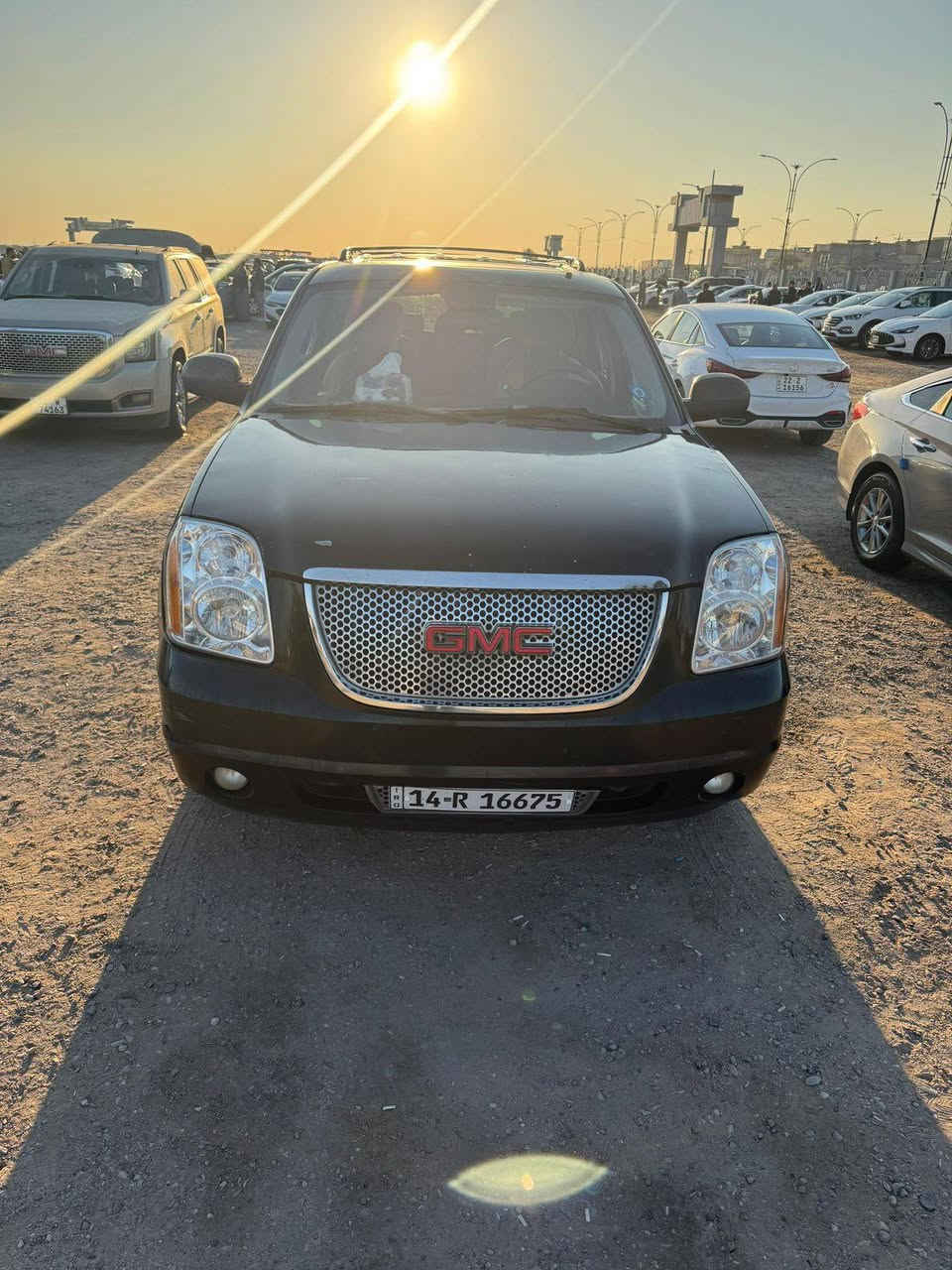 السلام عليكم للبيع يوكن  رقم بصره بسمي تحويل ثاني يوم موديل 2007 معلايه 13  فول مواصفات سياره تخم تاير جديد كير ومكينه بل  جيس تبريد ثلج سياره نضيفه خير من الله  145 وبيه مجال العنوان البصرة‪‏‪‏‪***********
