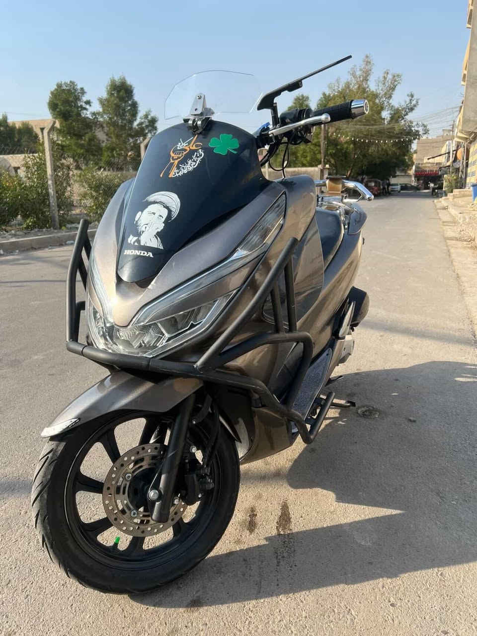 السلام عليكم دراجه بي سي اكس جيل ثالث ياباني jf                 الرقم ***********      السعر ١٧ ونص وبيه مجال
