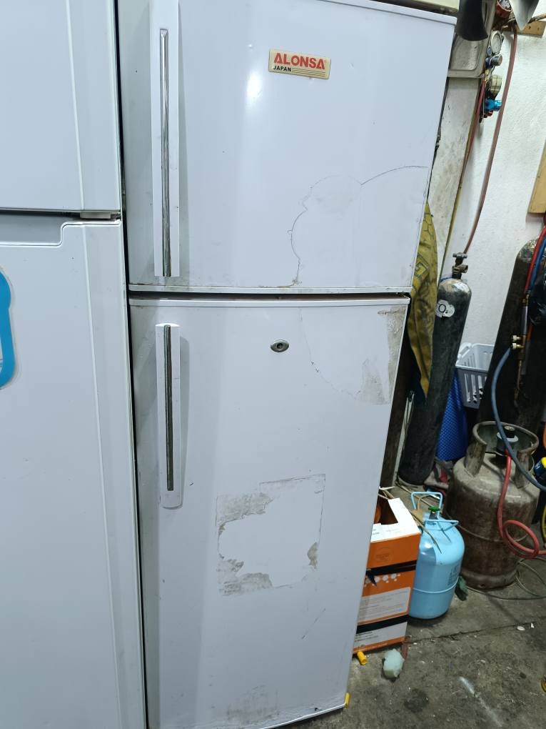 سبالت استخدام قليل جبسون السعر 350الواحد وسبلت كنتوري السعر 600وضمان شهر وغساله برفاب السعر 50 وضمان سبوع وغساله حجم كبير السعر 75وثلاجه حجم وسط السعر 75وثلاجه كبيره السعر 125 وثلاجة كبيره السعر 100ومجمده كونكورد لبناني السعر 125ومكيفات بلاديه السعر 175 وعارضه ثلاجه السعر 100وضمان سبوع العنوان كربلاء الحر قرب مستشفى التركي شارع الطاقه *********** الاسعار قفل قفل كربلاء, العراق
