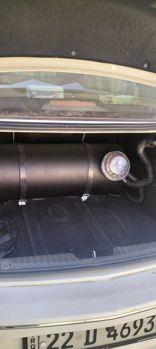 السلام عليكم كروز خليجي 2016 Ls اللون أبيض الرقم اربيل جديد السياره بأسمي مكفولة من الصبغ بيها منظومة غاز بيها تحكمات ستيرن جهتين مع شاشةوكامرة السيارة موجودة ببغداد بدون نواقص.سعر البيع 90 ورقة وبيها مجال.للاستفسار الاتصال ب***********.
