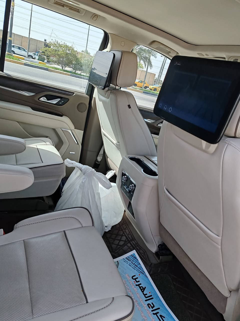 Gmc Yukon Denali 2022 
يوكن دينالي 2022 خليجية وكالة المنصور مغلفة ppf 
تحويل مباشر ب اسمي رقم بغداد الجديد 
اللون : اسود  ماشييه 61 الف
السعر : 49 الف دولار 
سياره مكفوله  بدون صبغ بدون حادث
‎ جكات تصعد وتنزل 
‎اربع كامرات
‎حجم المحرك :6200 
‎عدد الاسطوانات : 8 اسطوانات ( 8 سلندر )
‎* سقف بانوراما 
‎* المقاعد كهربائية تدفئة و تبريد
‎* مقصوره الركاب من الجلد الفاخر + خشب ملكي 
‎* شاحن وايرلس لاسلكي
‎* نظام الرؤيه : 5 كامرات رؤيه شامله ( BIRD VIEW )
‎* نظام التعليق مستقل
‎* كشنات ميموري خزن
‎* نظام الصوت BOSE سماعات عدد 10
‎* دوسات كهرباء + اناره LED
‎* نظام سحب مقطوره تحكم كامل + كامرة لرؤية المطوره
‎* داتا شو
‎* تشغيل بعد 
‎* 5 بصمات 
‎* تحديد مسار 
‎* لد امامي 
‎*مري شفط 
‎* 4 كامرات 360 درجه 
‎* رادار 
‎* جنطه ذكيه بلقدم تنفتح وتنسد 
‎* ويل كروم 22 حجم وعليها تخم تاير جديد برجستون 
‎* شاشات خلفيه 
‎* جميع الكشنات كهرباء
‎* كشنات تدفئه تبريد 
‎* دوسات شفط 
‎* شاحن واير ليس
‎* ثلاجه

@ملاحظات مهمة جداً@
1)السياره بيها تعديل pdr اباب السكن بحدود ١٥ سم
2)المكينة مفتوحة بسبب الدهن الخطأ
3) مكان السيارة كربلاء 
للاستفسار اكثر
***********
***********
