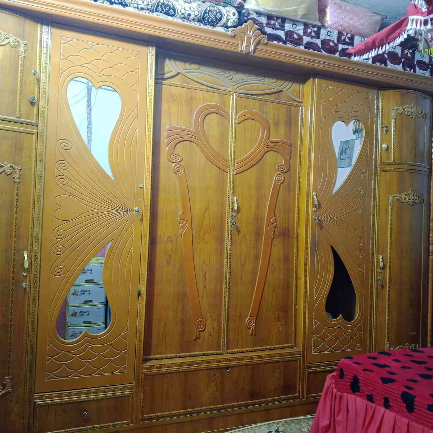 سلام عليكم غرفه اخشاب للبيع تسكام نضيفة سعر مليون و 300 وبي مجال تواصل وتساب 

*********** عنوان نجف حي شرطه
