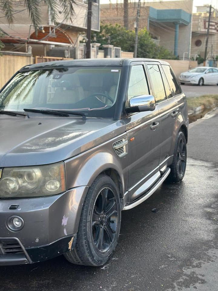 سلام عليكم عندي سيارة رانج روفر 2008 / رقم كركوك قرار / 48 / محورة جديد كير ومحرك لكزز  سعر   50 ورقة  بدون كير ومحرك 35 ورقة قفل مكاني بغداد  اخوان اني مكلف بالنشر اتصال على الرقم   / ***********  تحياتي للجميع
