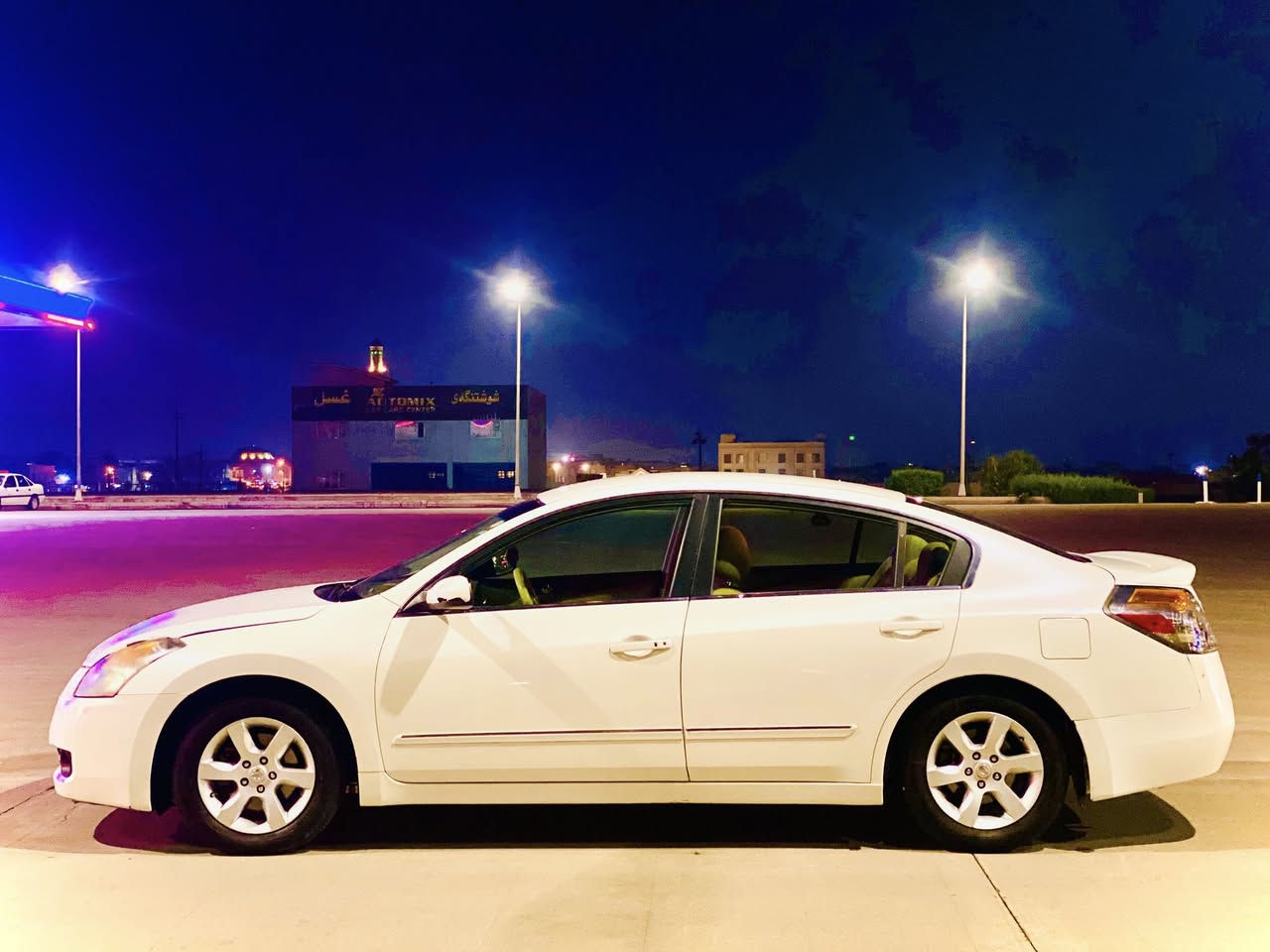 Nissan altima 2008 مواسةفات خليجي سپي سةدةفي
 شاشة و كاميرة بةسمة
 تحدید سرعة
 سوكان ڤوليوم
 سيستةمي سةماعة (بۆس)
 مواسةفاتي تر

       سةيارةكة يةك پارچةو يةك بستي سبوغة لةگةل يةك قوپي بچوكي هةية لة دةركةي بي ناوگرتن بي ئيرباگ

 گير و مةچينةو تةبريد و تةقةو رةقةو بةناوكردن هةمووي بةشةرت بةناوي خومة

 سعري ٨٧ مةجال
 شوين هةولير ***********
