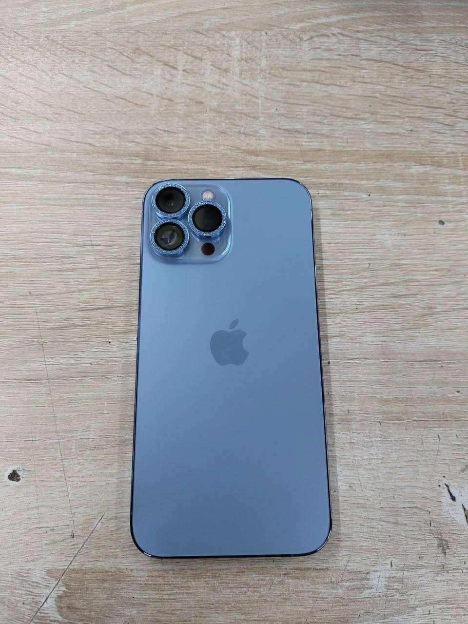 للبيع ايفون ١٣ برو ماكس بطاريه ٨٥ ذاكره ٢٥٦ بصمت وجي تشتغل الجهاز مامفتوح فقط الكامره مكسوره وتشتغل مابيها شي  ***********. مكان نجف
