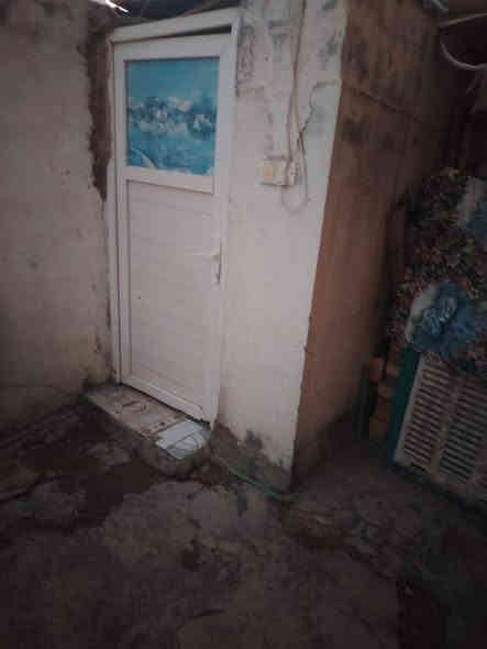 دار البيع 100م طابو زراعي سند 25 اقرار محكمة 
الكوفه شارع الفلل قرب صيدلية مروه
غرفه+صاله+استقبال+مطبخ
اساس صب سقف صب السعر 32وبي مجال ***********
