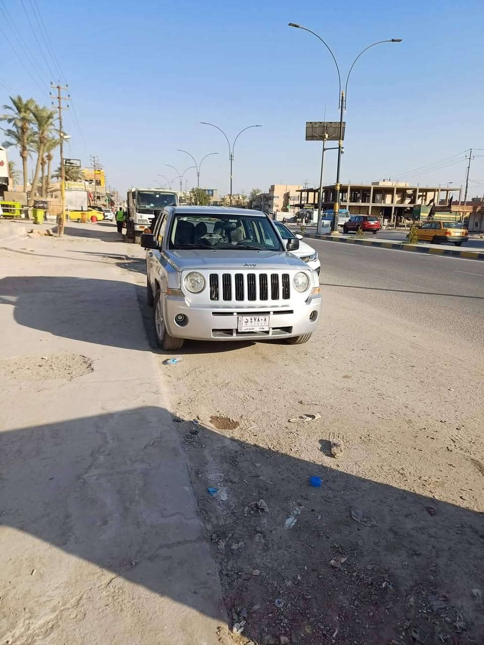 باتريوت ٢٠١٠ رقم بغداد رسمي مكفولة ما عده بارد قليل قبل صندوق سعر ٩٠ السياره موجوده في نيسان اتصل ***********
