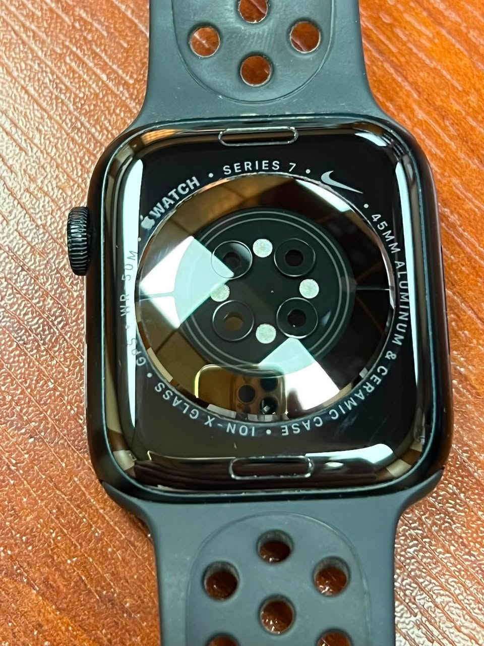 Apple Watch 7 ✔️⌚️45m
السلام عليكم 

ابل واتش جيل 7 اصدار نايك 

حجم الساعة 45 mm

بطارية الساعة 86%

نظافة الساعة 100% والله حتى اظلمها اذا اكول بيها شخطة الساعة وشحانتها الاصلية  ويمك الحساب بعد الساعة موضحة بالصور مصور كلشي بالتفصيل ودقيق علمود توضح الك بشكل كامل 

سعر خاص او اتصال

موصل حي السكر

*********** اتصال + واتساب
