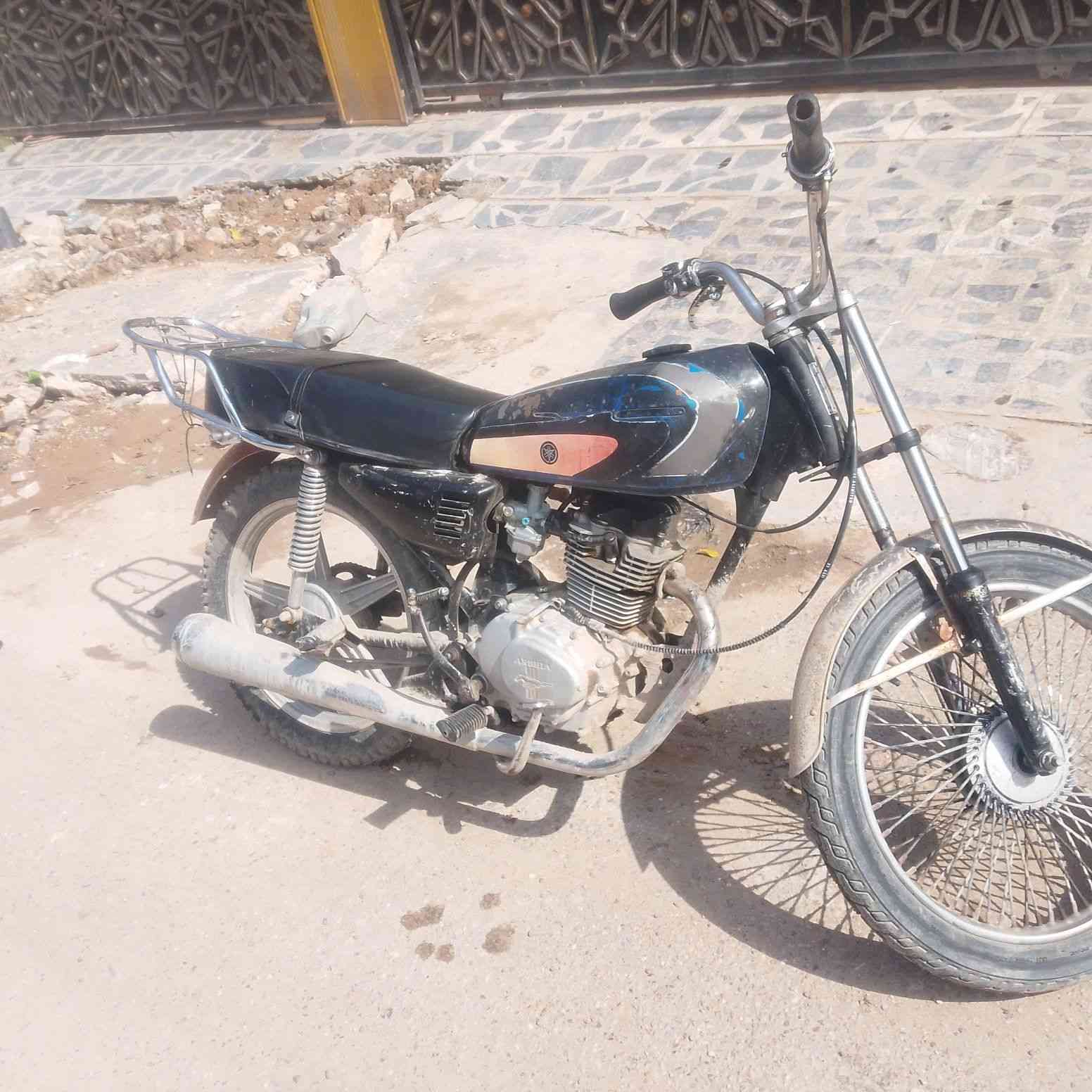 سلام عليكم نامة يراني 4 كير موديل 2019/ مكينة خير من الله بريك بل مكان سعر 300/ وبيها مجال مكان بغداد شارع فلسطين ***********/
