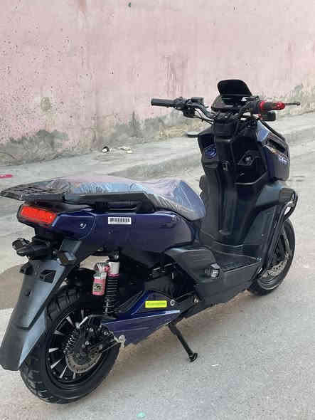 السلام عليكم دراجة اباتشي 2024 
6 بطاريات كبار 
بصمه تشغيل عن بعد 
انذار سرقه 
قفل ستيرن 
الايت عالي ناصي 
بيها نضام R بك 
السعر 650 وبيها مجال 
العنوان بغداد بلديات 
الرقم ***********   مستعجل على بيع
