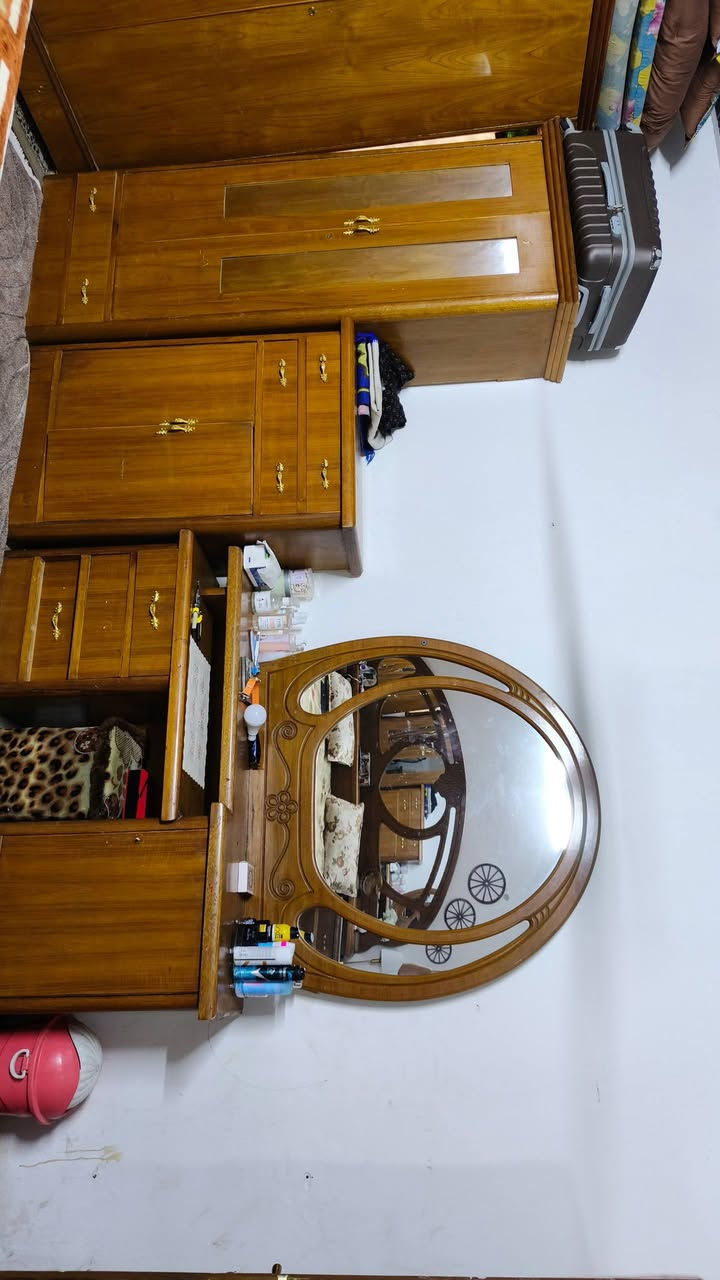 للبيع***********
