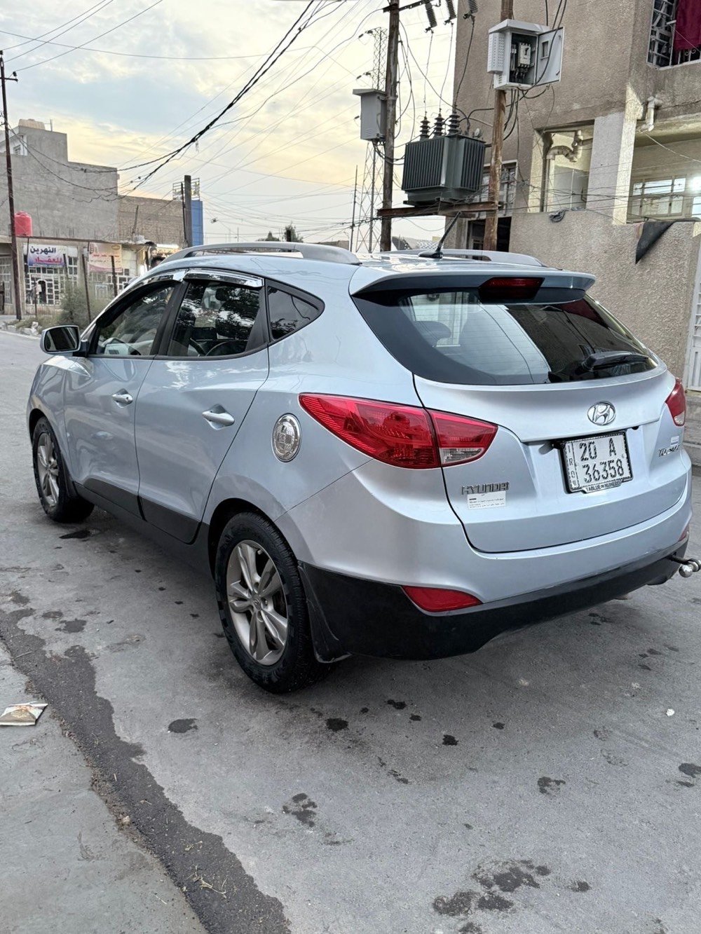 السلام عليكم 
توسان 2011 وراد امريكي للبيع السعر 112وبيه مجال 
رقم انكليزي بسمي وهزه جديده تبريدشغال مكاني الثعالبه
بدون نقص صدر وتايرات ومكينه كير بحاله جيده ظرره امريكا بنيد مبدلوجاملغ ابلادي وبدايه الشاصي بارد ايرباكات سليمه 
بلعراق امبدل بيه باب الصدر وكلير باب وجاملغ  صبغ بدون دواخل محرك 2400 دوش الخلفي كشنات جلد وشاشه وداش كام مراوس ابحدث ***********