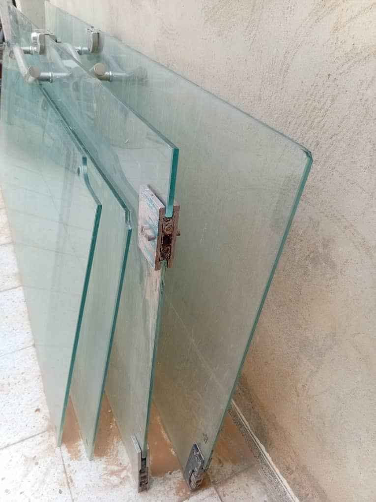 طول الكبيرةثلاثة مترات العرض13ocm
كينين زوج نفس  الطول والعرض210.   90cm
وكيين زوج نفس الطول والعرض185.   75cm ورقلة, الجزائر


**إذا كنت صاحب هذا الإعلان وتريد حذفه لأي سبب، رجاءا أرسل رسالة إلى الدعم الفني**