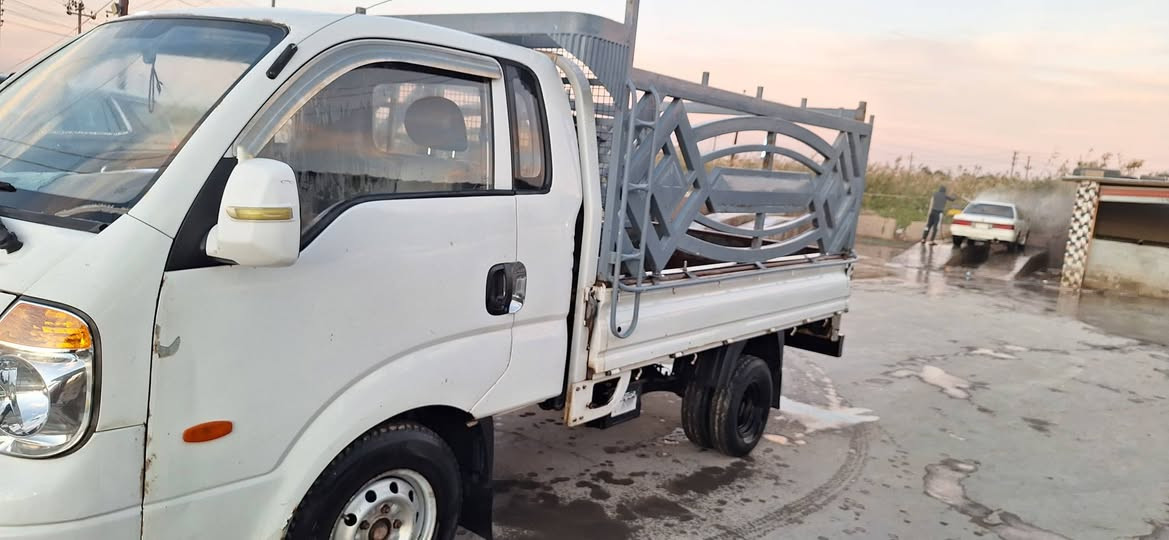 بنكو 3للبيع موديل2008 محرك 300مفتوح 
رقم ذي قار 
مكفول شاصي رقم شاصي تبريد  ثلج  حدايه جيد
شرط التحويل
***********مكان السياره ذي قار
السعر78وبي مجال قليل
