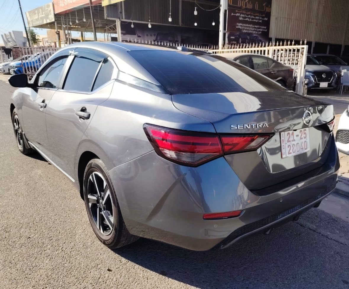 *تحية طيبة لجميع المتابعين*
*****السعر 132 ورقة *****
للبيع نيسان سنترا. 
موديل 2024 مواصفات SV
العداد 6900 mil.👌
رقم الشاصي 3N1AB8CV0RY374716. 

مواصفات SV
دخول ذكي
بصمة تشغيل 
كاميرا خلفية 
رادار امامي وخلفي. 
نقطة عمياء. 
حساسات.  
فول تحكم ستيرن. 

صور الحادث وتقرير السونار مرفق في الاعلان. 

السيارة كاتي تترقم شمال العراق. 
اربيل *سليمانية *دهوك

للاستفسار اكثر عن السيارة يرجى مراجعة معرض المربد لتجارة السيارات. كركوك حي الخضراء شارع المعارض. 

او الاتصال على الرقم 
***********
