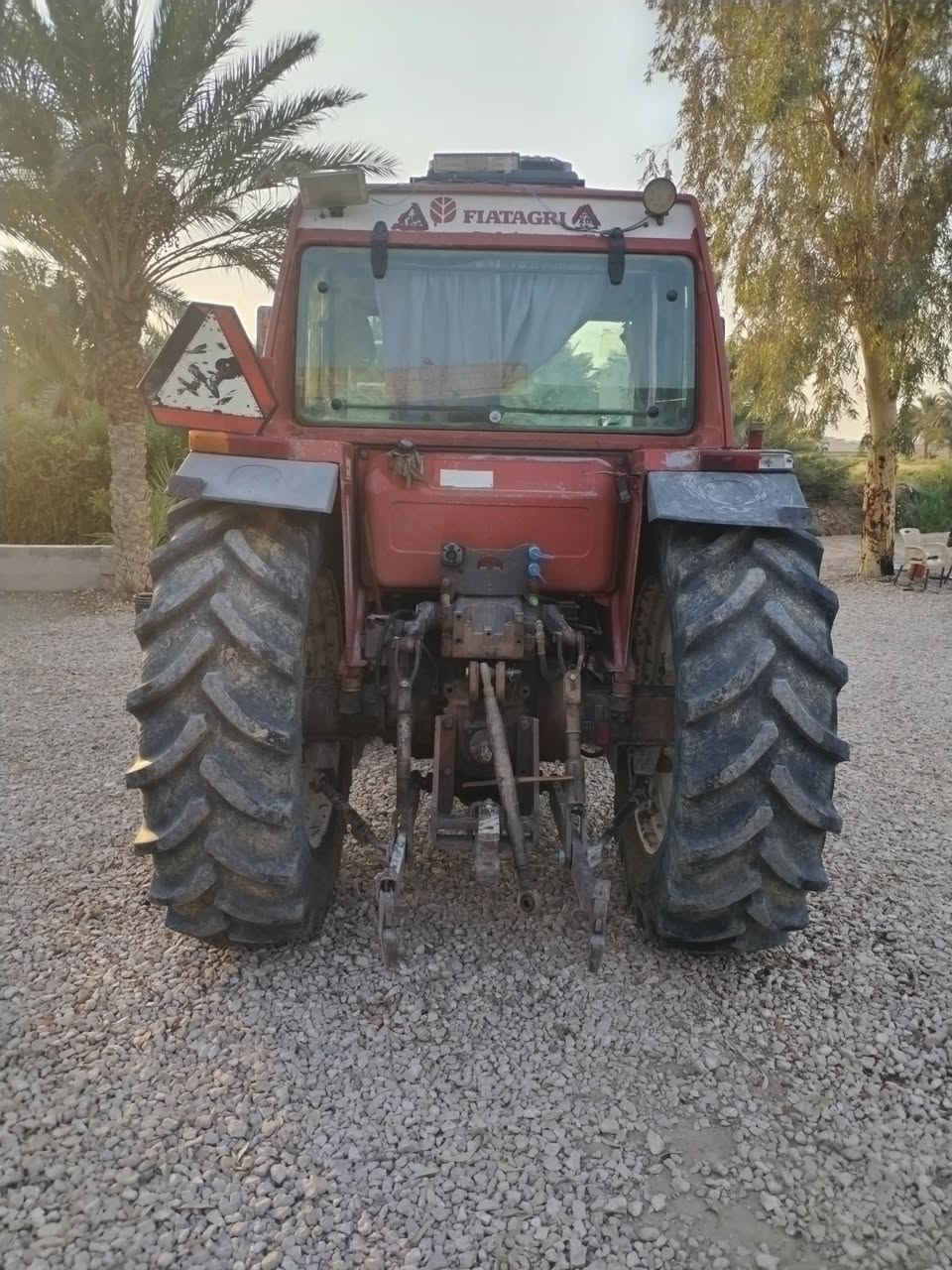 سلام عليكم فيات ١١٠نظيفه
تكمه عريضه اكسن بارز رقم ***********
