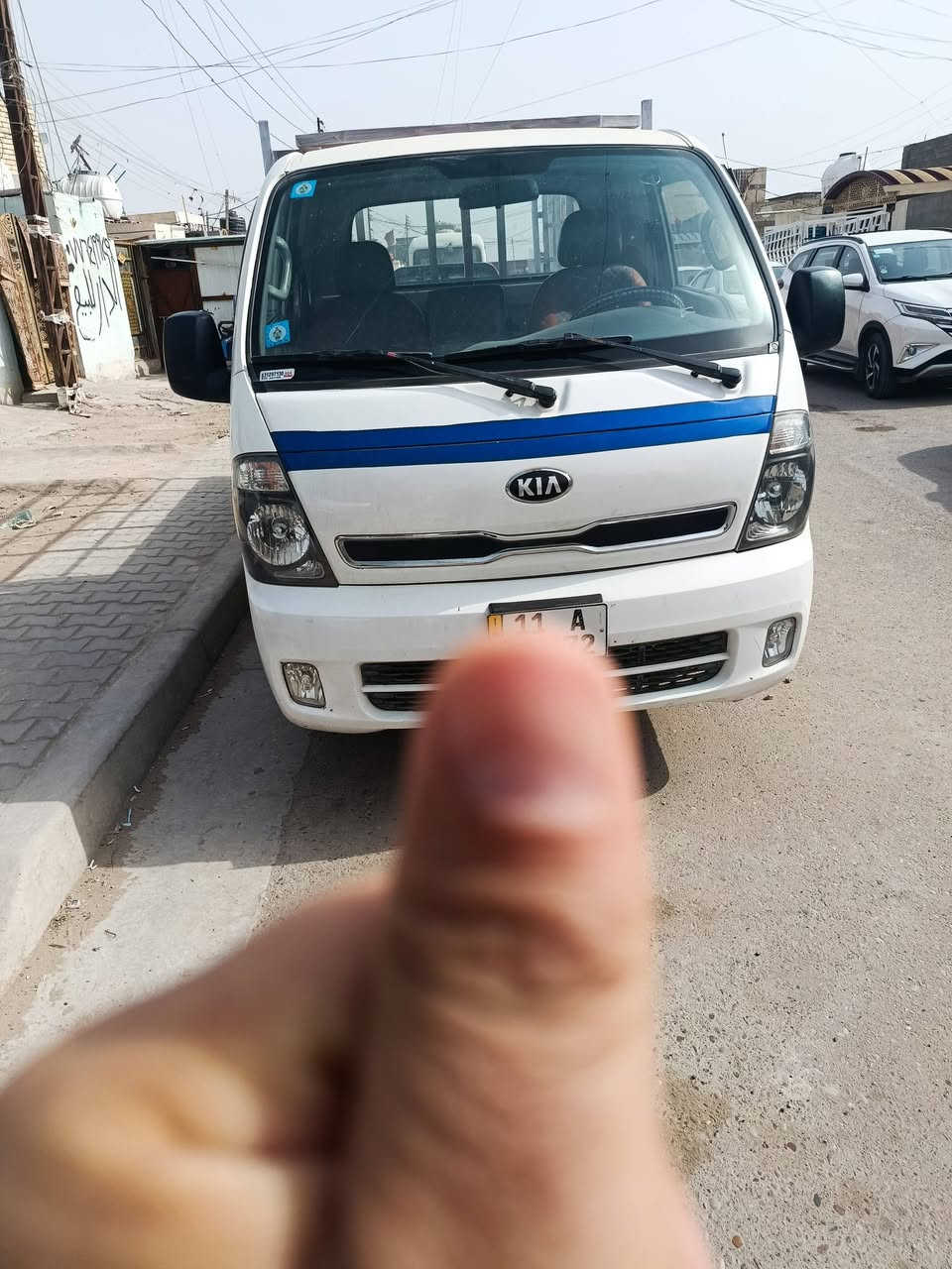 السلام عليكم يوجد كيه 2700للبيع السعر 115رقم بغداد دولي هزه جديده المكان بغداد مدينة الصدر للاستفسار واتساب ***********
