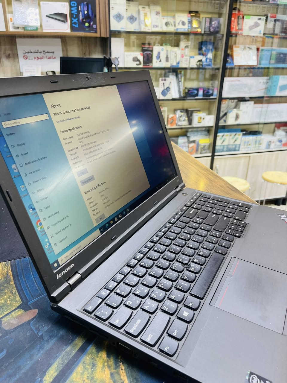 السلام عليكم
لابتوب لينوفو نضيفه مثل مموضح بصور 
ا— i5-4300M
ا— هارد SSD. 256يعني سريع كلشش
ا— ***********
ا— السعر (150) كلشش زين سعر واني متوازي على بيعتها
