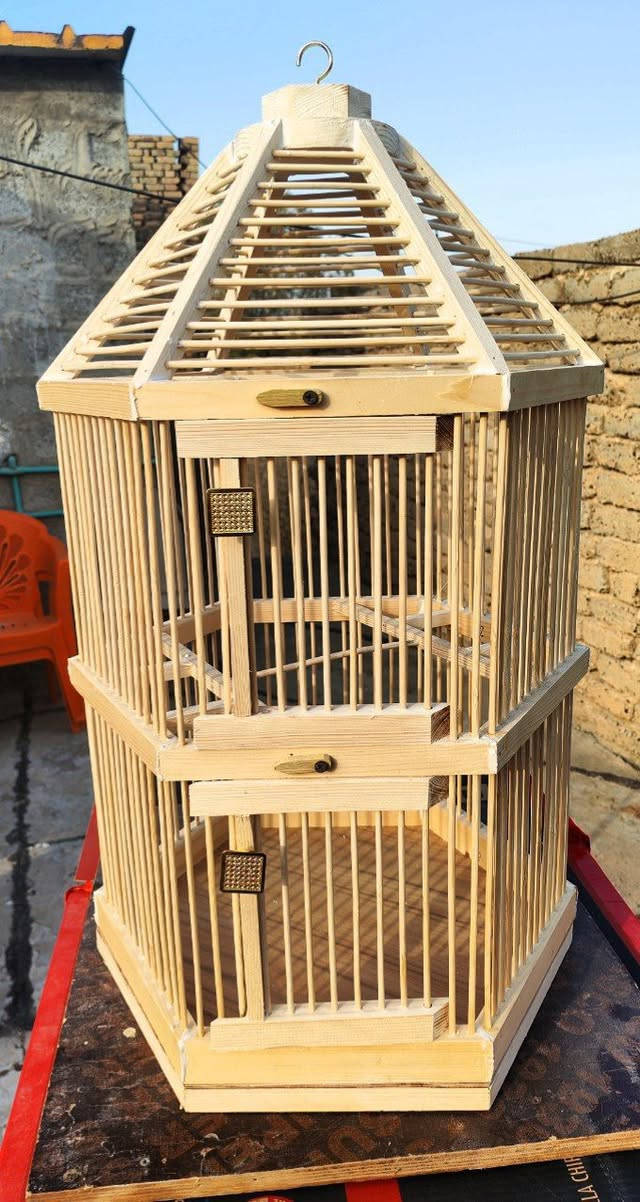 قفص سداسي للبيع 
العنوان سامراء مدخل شارع البوشامان
للطلب والاستفسار 
***********
