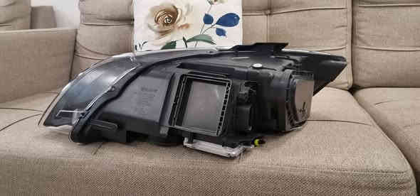 Audi Q7 2007-2015 full LED and double Zenon for sale 
Made in Tiywan
سلام علیکم بەڕێزان
جووتێک لایتی پێشەوەی ئاودی Q7 بۆ مۆدێلی ٢٠٠٧ تا ٢٠١٥
سفرە بەکارنەهاتووە لەکارتۆنی خۆیەتی و فول لید و زینۆنە نرخی ٢٨٠$ 
واتس اپ *********** أربيل
