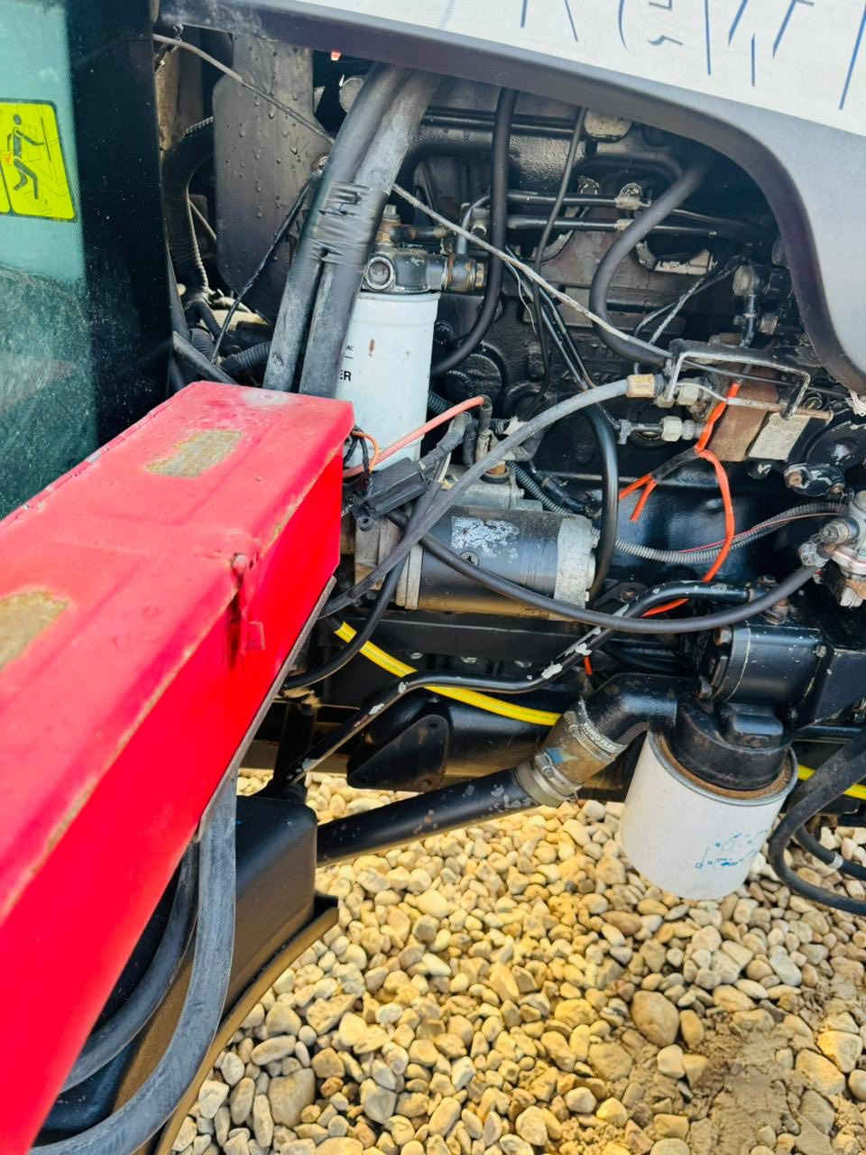 نيهولند موديل 2011 حجم95 مكينه كفاله عامه ع وضع الشركه فول عادي بك صفحه مكينه جاهزه سنويه ورقم اربيل ***********مكان واسط
