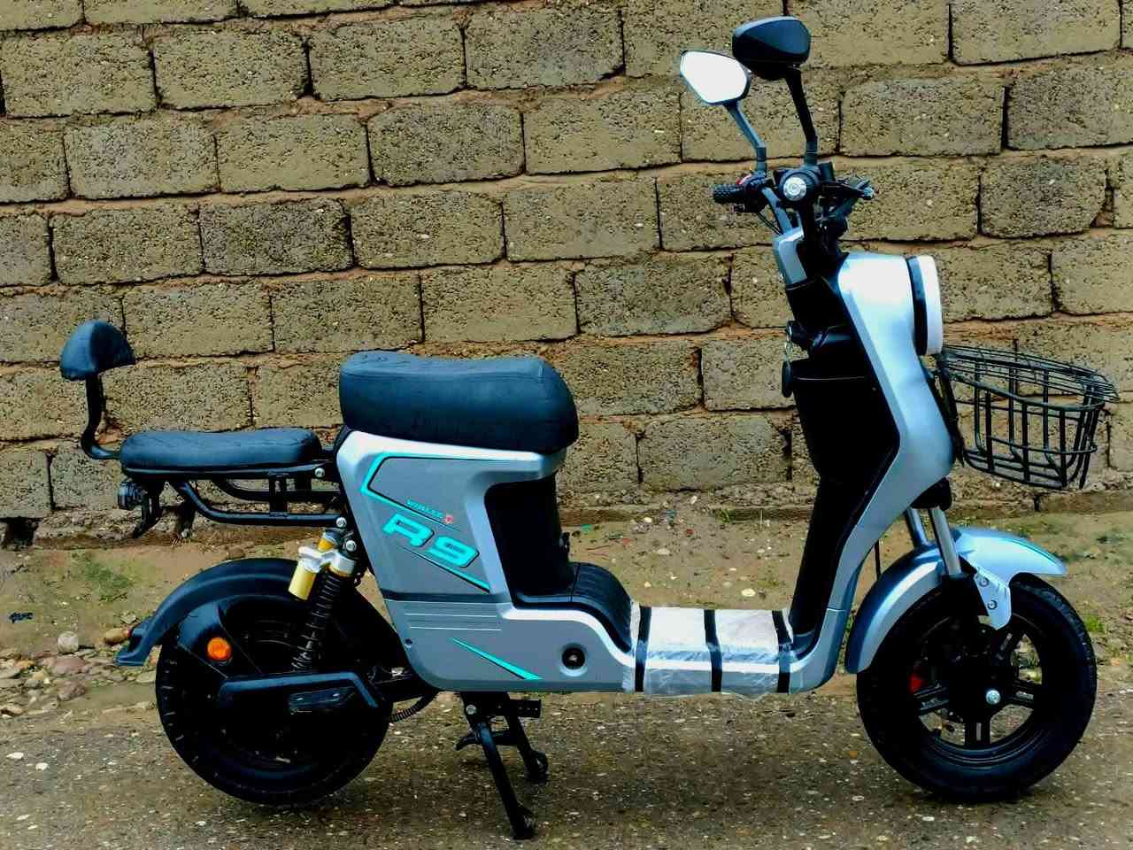 •• للبيع موطور شحن R9 (نضيف جداً) ⚡️
• نضافة 90% 

• المواصفات: سحب قوي، بطاريات ممتازة، شاشة ديجيتال، إنارة LED فول، وشاحنته الأصلية وياه.

السعر: 425 وبي مجال 

ه‍ : ***********

متواجد خاص
