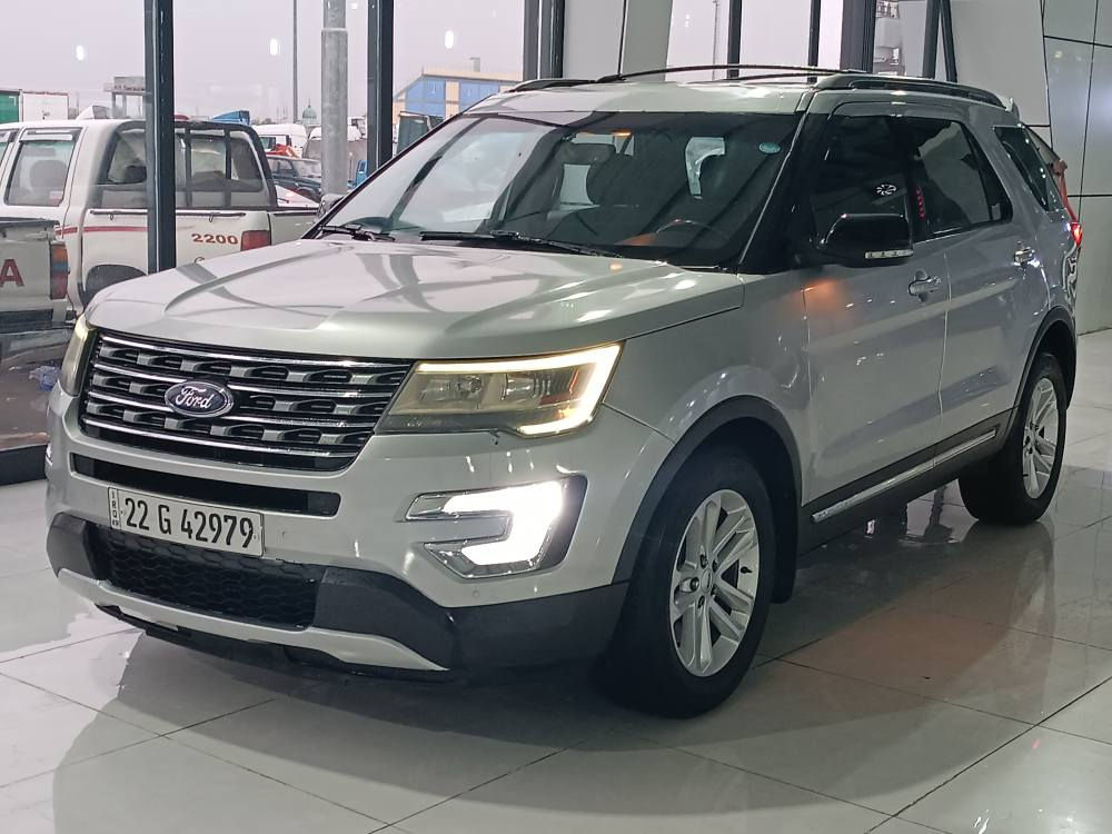 فورت ئيكسپلور موديل (٢٠١٦)  مكينه (٦) بستون حجم (٣٥٠٠) كيروميكنه و اكسل به شرت اسبانه ي برنه كوتووه مواصفات ٣ شاشه  شاشه گه وره دبل اكسل فوليوم وتحديد سورعه لايت ليد گير توماتيك وعادي وگير له سوكان ٤ مودي لي خورين بصمه و  درگا بصمه شغال طولي سرسقف وكوشن كارباي تبريد مركزي ٧ تفري  سنوي و رقم نوييه طايه ي نوييه تنها (٩٠) هزار روشتووه (٣) پارچه ي پيشي بوياغه نرخي (١٥٠)$ ورق شوين كلار ژم (***********) 
عربي 
فورت ئيكسپلور موديل (٢٠١٦)  گير ومحرك مكفول محرك (٦) سلندر حجم (٣٥٠٠) بي صبوخ (٣) قطع جدام  مواصفات  شاشه جبيره تحكم استيرن فول گير توماتيك وعادي فورويل ٤×٤  ليد نهاري (٤) نظام قياده تبريد مركزي بصمه تشغيل وبصمه ابواب (٧) راكب كشن كارباي  سنوييه و رقم جديد طايراته جديد  سعره (١٥٠)$ ورق صور سونار موجود  مكانه كلار استفسار (***********) كالار, السليمانية
