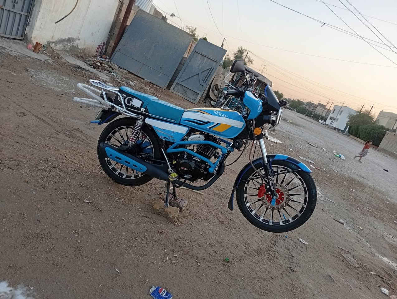 للبيع ايراني جديده فول موديل 26 محرك 200 سيبي اف     ***********السعر مليون 50 استفسار عله رقم
