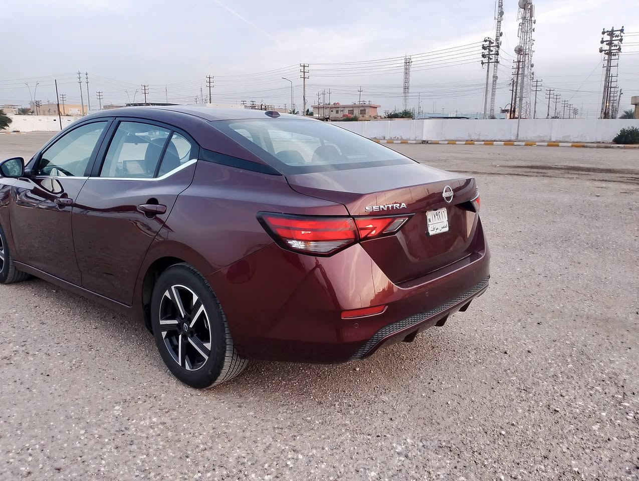 السلام عليكم نيسان سنترا موديل 24 دخول جديد ماشيه 3000 وارد امريكي حادث بنيد وجاملق ولباقي كفاله عامه حره رقم فحص ترقيم جميع المحافضات سياره جديدة كلش وحلا من الصور جاهزه تبريد تتفئا تخم تاير السعر 135 مكان السياره قضاء القرنه الستفسار علا هاذ الرقم ***********
