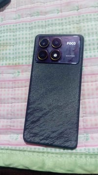 للببع poco f6 برو 512+16 الجهاز نضيف فقط كسر (بلكلاسة) غراضة كاملة مكا...