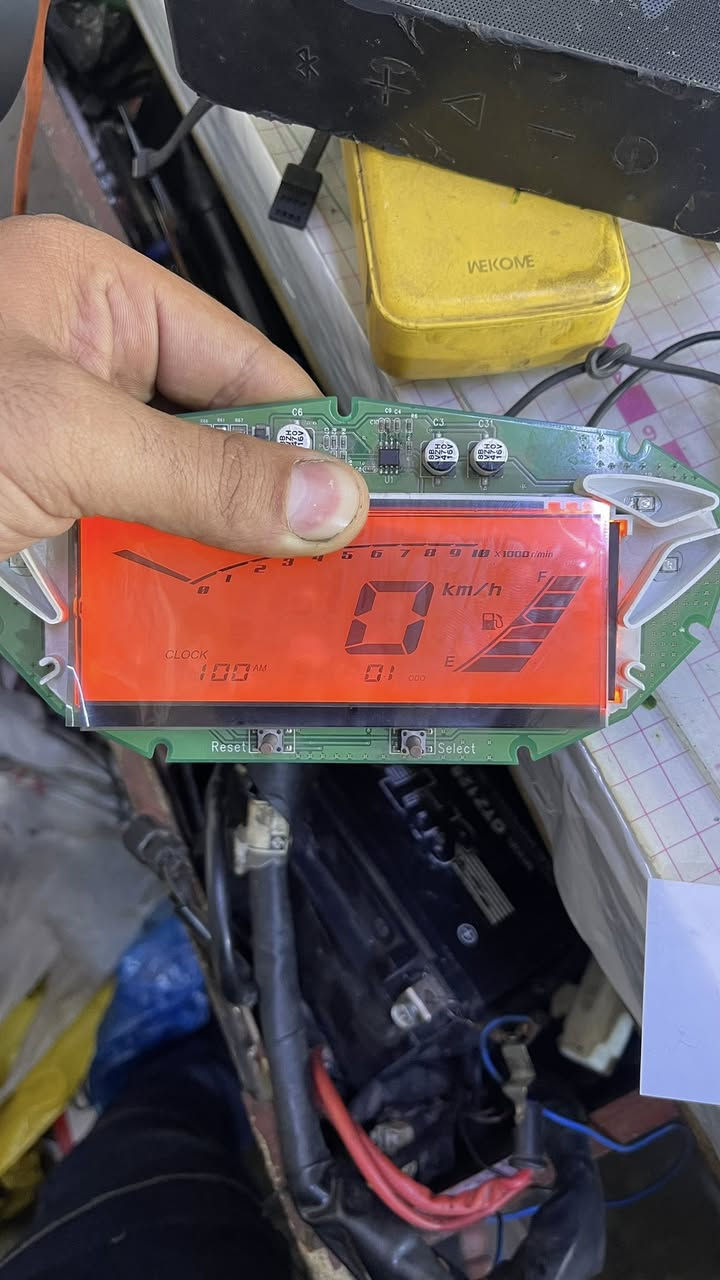 السلام عليكم صيانة العدادات الالكترونية للدراجات سكنس جيتي جبلي ماكس سيام كامكو العنوان الحرية الثانية شارع المدارس قرب العارضه *********** اسعار مناسبة وشغل شركة  
البيج على التيك توك https://www.tiktok.com/@hamzaali_th?_r=1&_t=ZS-93dh6wOViny
