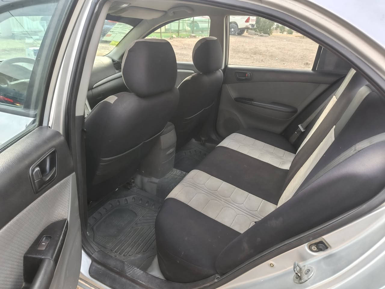 سوناتا 2009 مكان الكرمه *********** السعر 115 وبيها مجال
