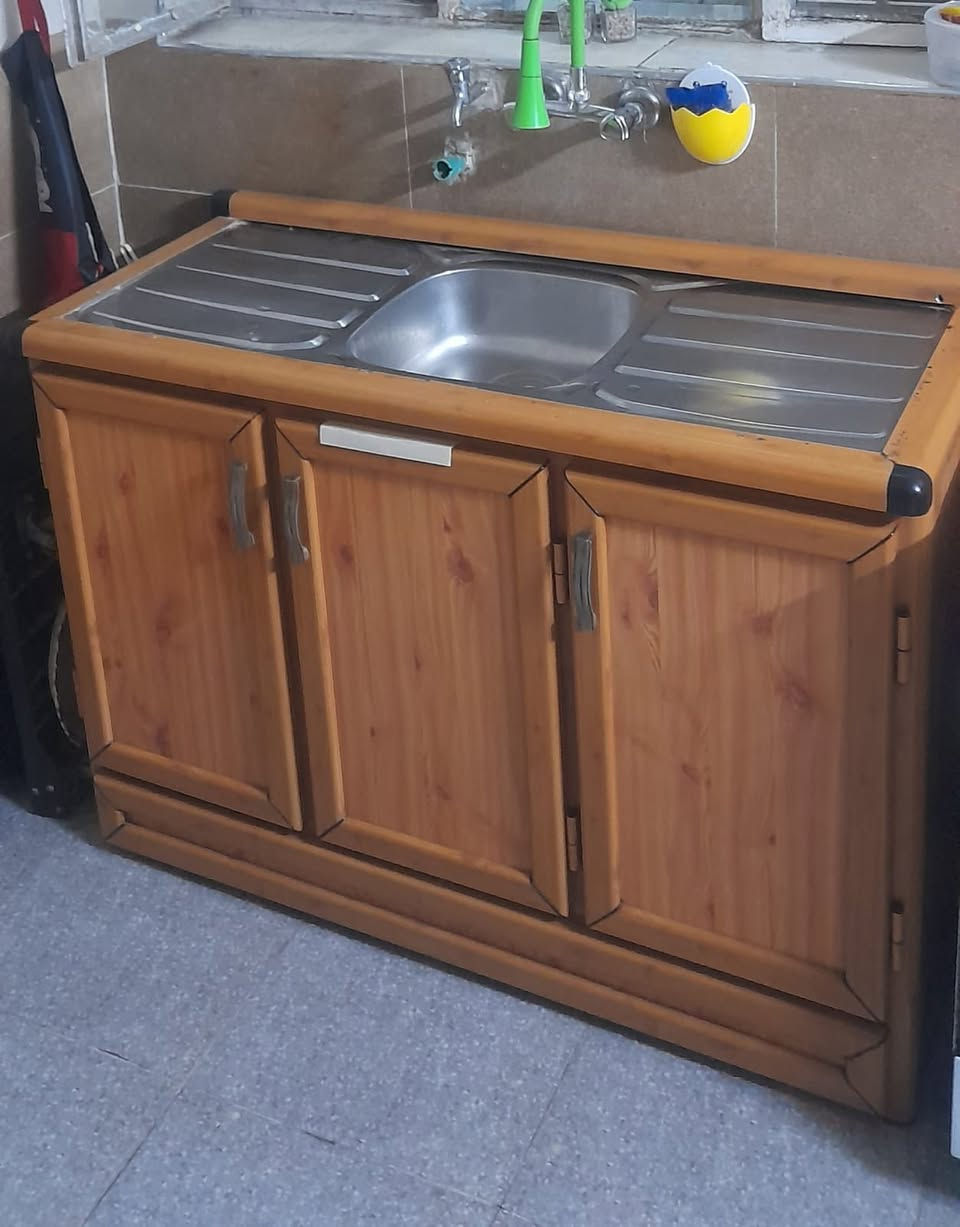 الـسلام عليكم
للبيع گاونتر القياس مترتين بَـ مترة ونص 
للاستفسار ماسنجر خاص


**إذا كنت صاحب هذا الإعلان وتريد حذفه لأي سبب، رجاءا أرسل رسالة إلى الدعم الفني**