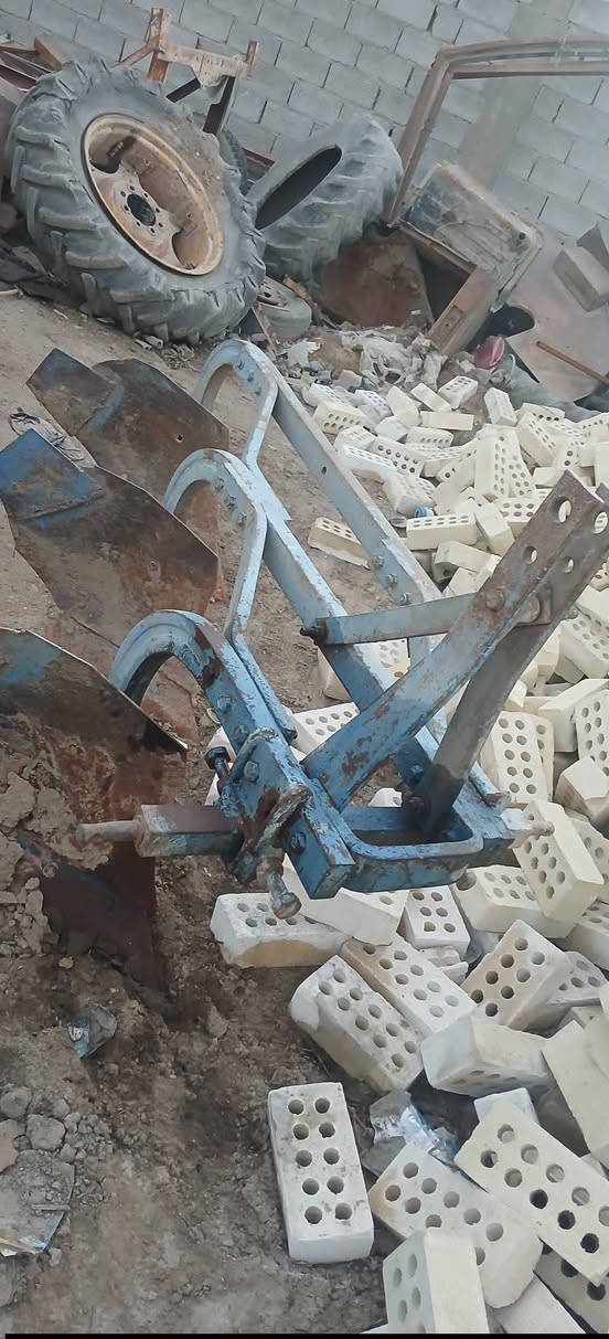 السلام عليكم
معدات زراعيه جديده للبيع شغل الخميسيه 
خرماشه مترين وربع ١١ سجه السعر ٥٥٠ الف
معدلان حدادي جديد عرضه مترين وعشرين السعر ٤٠٠ الف قفل 
ديجر ابو الواحد السعر ٣٥٠ الف وبيه مجال 
مرازه تشتغل على التك والدبل السعر ٦٠٠الف 
فيدان اسكندريه شرط الشغل السعر ٢٥٠ الف 
عربانه تركيه السعر ٥٠٠ الف 
للاستفسار الاتصال على الرقمين 
***********
***********
المكان كربلاء/طوريج
