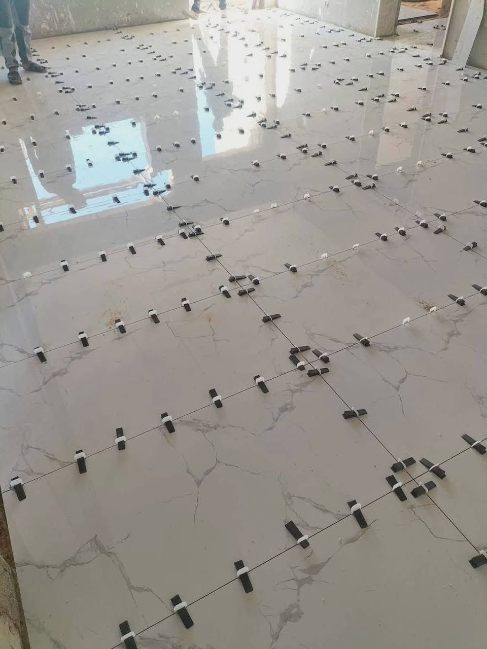 خلفه سيراميك متفرغ شغل درجه اوله استلام مهندس نشتغل كافة اعمال السيراميك والارضيات والواجهات باأحدث الطرق الهندسيه وخبره مذو سنوات طويله   ***********
