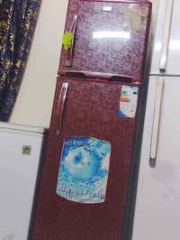 ثلاجة للبيع