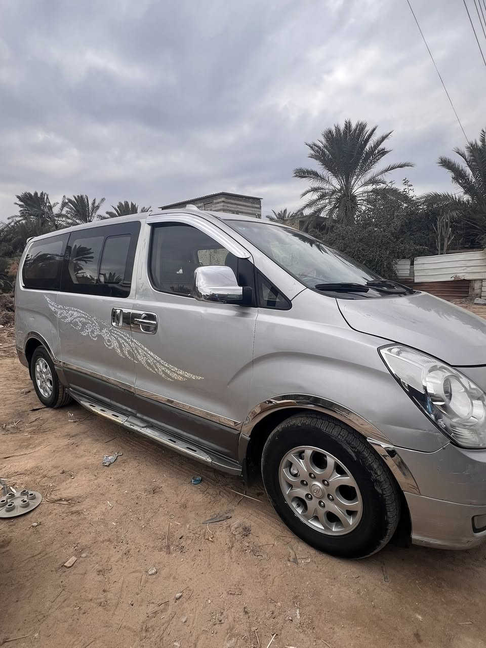 سلام عليكم للبيع ستاركس 2008 مفتوح ومحور مسكر اوتماتيك رقم بصره إنكليزي سنويه ل30 تحويل ثاني يوم مصفره من كلشي
مكينه لا تبخير ولا تنقيص جديده سياره جديده بدون خياس وجاهزه من كلشي تخم تاير حداده عامه دوشمه عامه تبريد منظومه زنون سياره جاهزه من كلشي تراي وين ما يعجبك سياره كلش جاهزه ع آخر شي سنتر لوك كله شغال مال جناي  السعر 125 وبيه مجال مكاني بصره قضاء القرنه‭0772 812 7862
