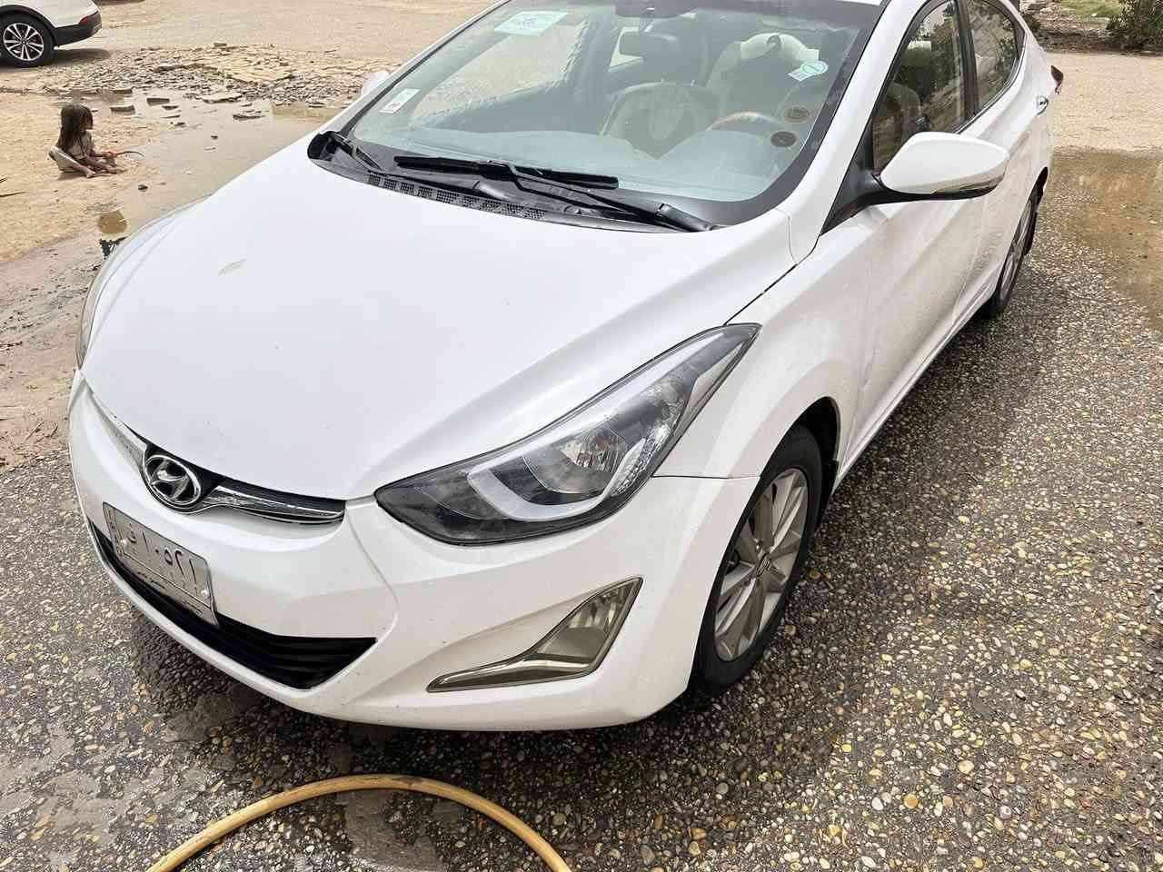 سلام عليكم النترا البيع موديل١٦ خليجي فول مواصفات مكينه كير حداديه تخم تاير تبريد كلها جديده سياره بيها جاملغ وبنيد وبيها رشات صبغ تغربين ٤اربع قطع سياره مال جناي سعر ٩٧شراي يتصل***********

