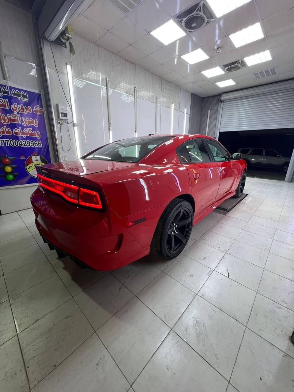 السلام عليكم جارجر 2014
سياره مانقصه شي خير من الله 
هيمي 8 سلندر بيه منضومه غاز 
فول ماعده الفتحه 
بصمه كشنات دفتري كهرباء 
رقم بغداد جديد 
بيع مستعجلً 
السعرً 150 بيهً مجال بصيط 
***********
