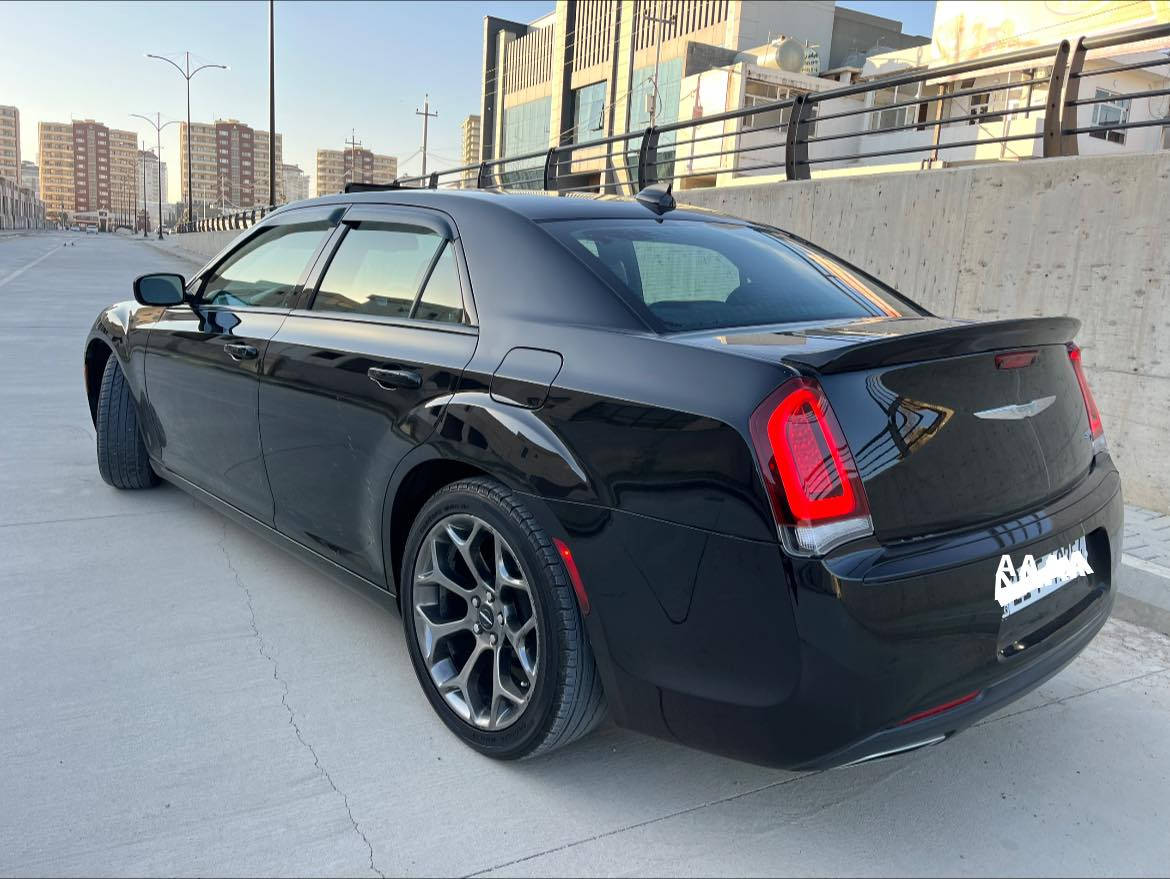 اوباما ٢٠١٥ 300s 
٩٠،٠٠٠ ميل ماشي 
مواصفات معروفة
ليد بلاجيكنور
باب بصمة 
بانوراما
 
كشن جلد و كهربائي 
كشن تدفئة 
سيارة بدون حادث 
دعامي للدعامية  
فقط باب سكن شوية PDR
باقي كل بشرط
تحويل بشرط بعد يوم 

مكان سليمانية 
📞*********** سعر
