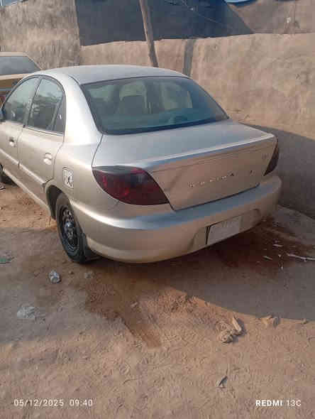 سياره كي ابتمه نضيفه شغاله رقم بغداد  تحويل سنويه 27 بس عايزه صدر امامي
سعره 45 بيه مجال
سامراء 
***********
