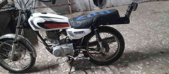 سلام عليكم دراجه للبيع إدراجه كلك كلك ومكفوله عن السرقه دراجه نضيفه وخير من الله دراجه الله شاهد مال بيت سعر إدراجه 325وبيه مجال الطيبين ألستفسار عل رقم او راسل الصفحه ***********
