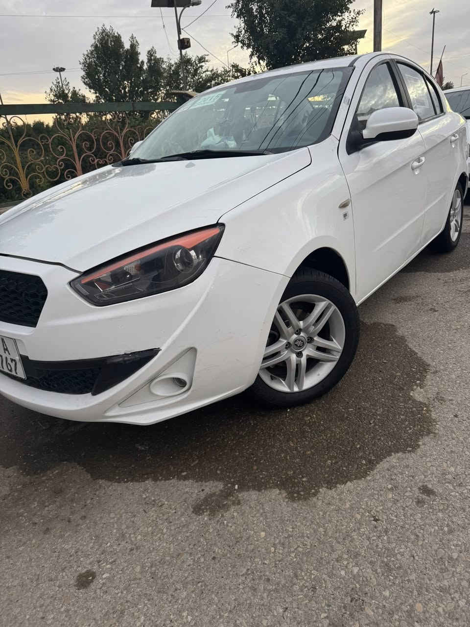 فاو اولي 2015  مكفوله السياره جاهزه من كلشي سنويه جديده رقم واسط انكليزي بسمي السعر 58 وبيها مجال. 
*********** مكانها كوت واسط
