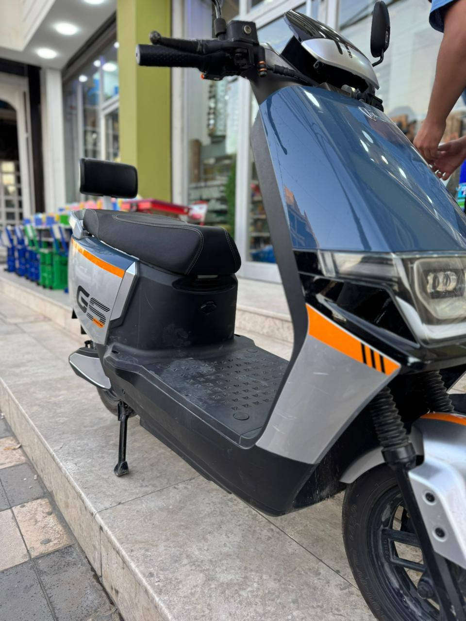 درجه شحن البيع 🌜
عداد البطاريات 6 🌜

سرعة 70🌜

تمشيك 65كيلو🌜

مستخدم  6 اشهر 🌜

السعر 600

التواصل على وتساب ***********
