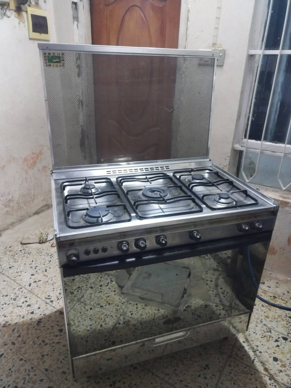 طباخ مصري كريازي للبيع السعر 250 بعقوبه التحرير الرقم ***********
