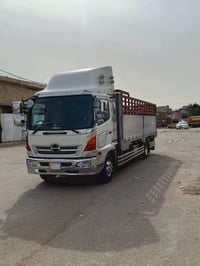 هينو شيطان • موديل2002 • شاصي ٦ وربع