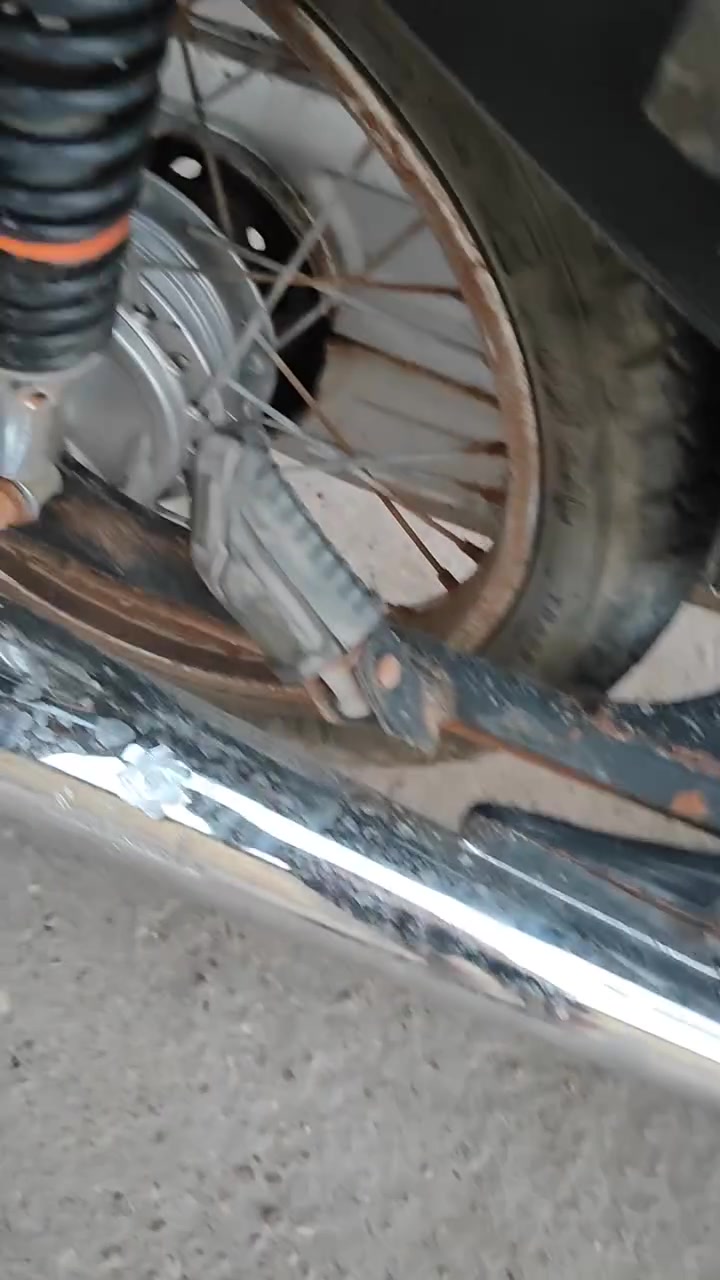 دراجه رقم سنويه مديل 23 بسم صديق يمي بتنومه سعره واحد وربع قفل دراجه بس صدر كدام مبدل مكينه ما مفتوحه شراي يتصل ***********
