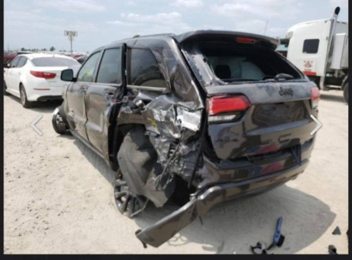 السلام عليكم جيب 2021 ماشي 68 مكان بغداد الجديدة تحويل مباشر بيهة صبغ حزام السعر21 يعني 210ورقة
سيارة جاهزة مكلف بل نشر رقم صاحب السيارة 
***********
