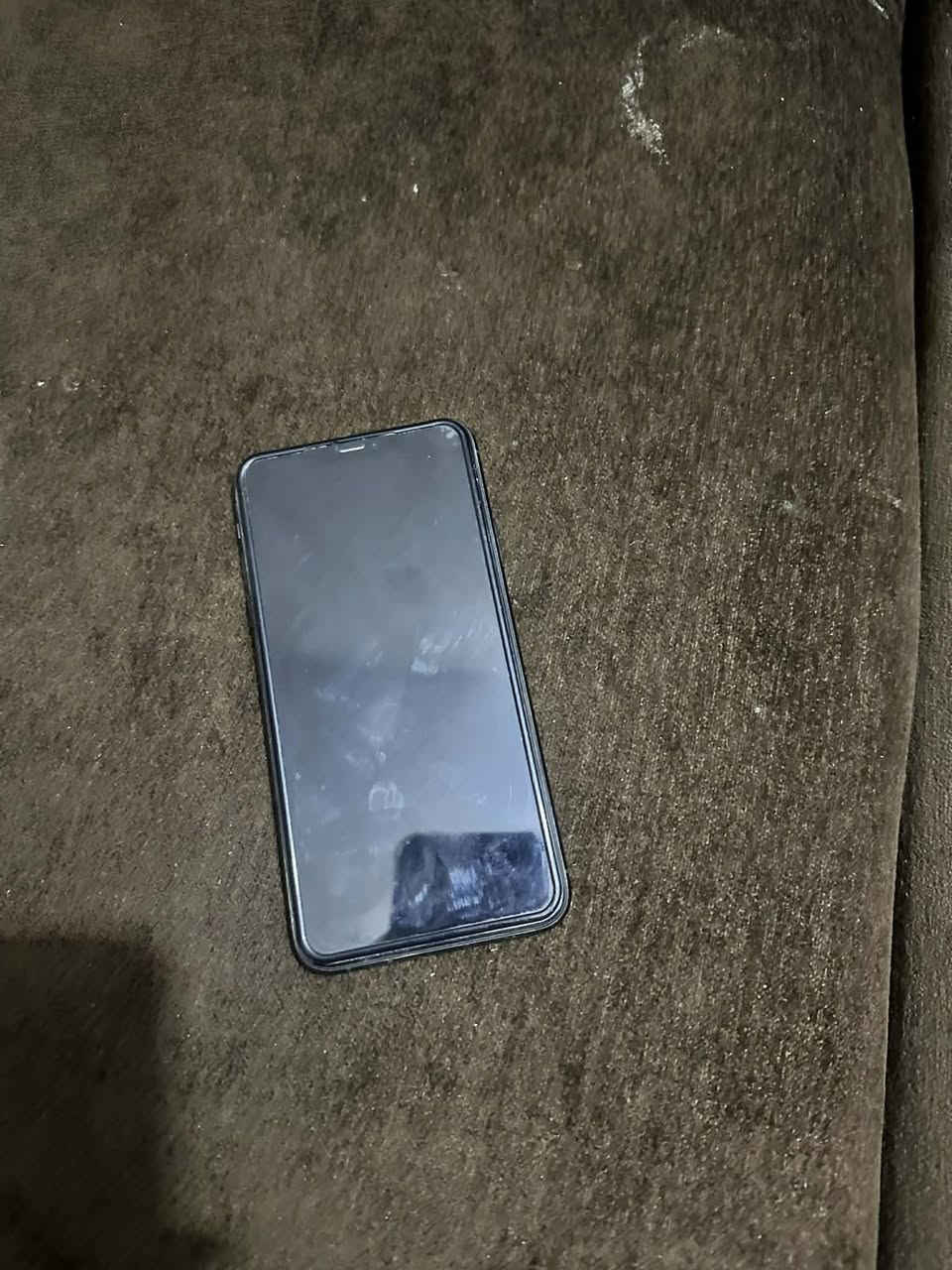 سلام عليكم
ايفون 11 برو ماكس جهاز مكفول بطاريه 81 ذكره 256 وتر الجهاز

خاص مفتوح 

رقمي 

***********
