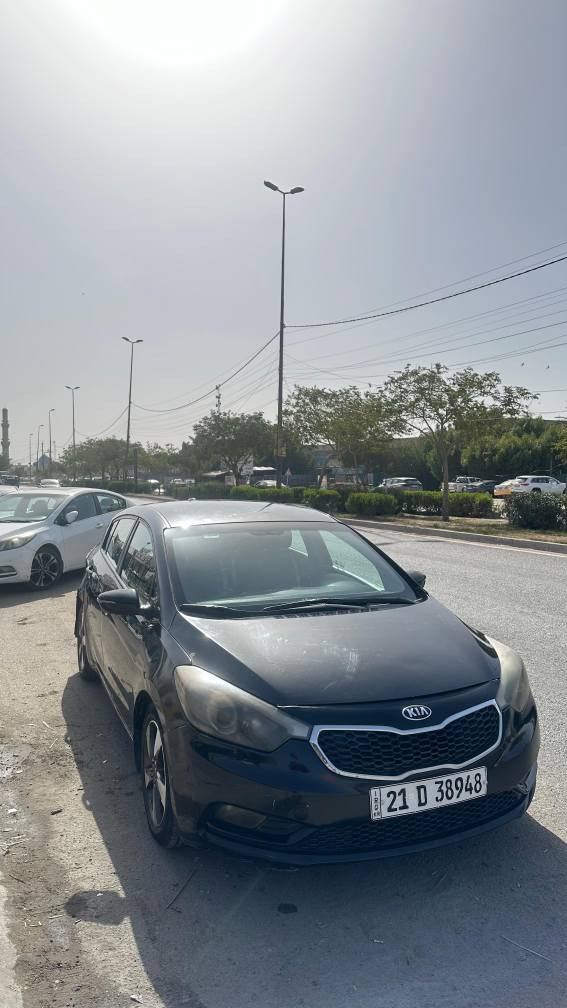 للبيع   فورتي  2016   امريكي
مواصفات عادية 
الصبغ  موضح  بل سونار
المحرك 2000  مفتوح   
 السيارة جاهزه من كلشي 
بسمي  رقم سليمانية جديد  بسمي تحويل ثاني يووم

السعر 88 وبيه  مجال 
للاتصال  ***********   مكان السيارة بغداد  حي الجهاد
